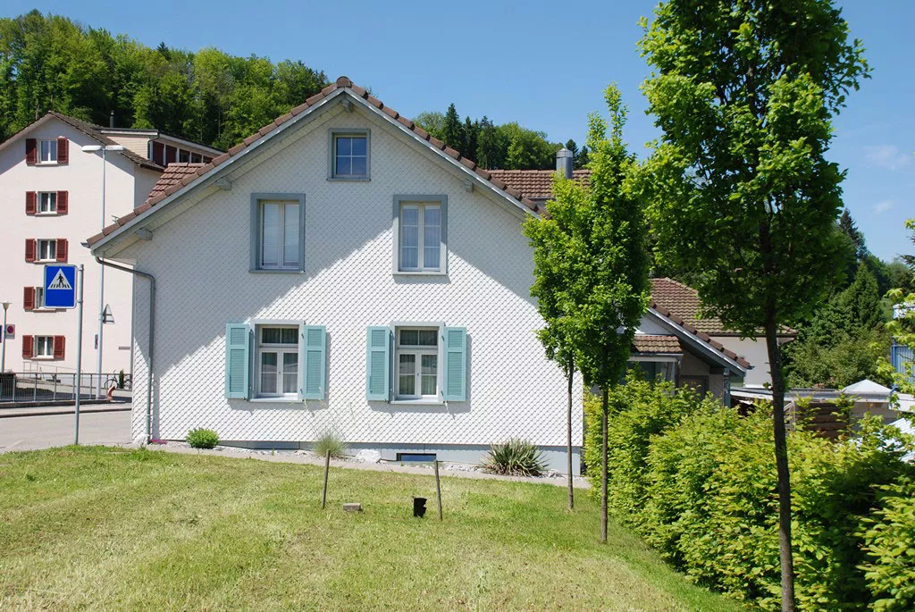 azb_wohnen_wohnhaus-Brueschi.jpg azb_wohnen_wohnhaus-Brueschi.jpg