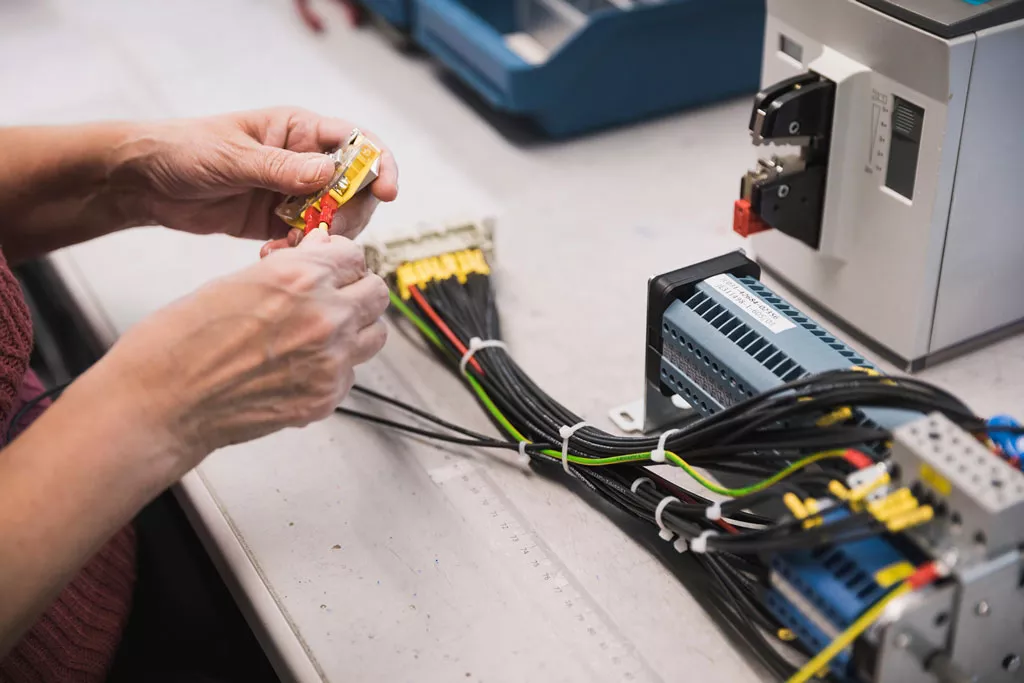 azb_arbeiten_teaser.jpg azb_arbeiten_teaser.jpg